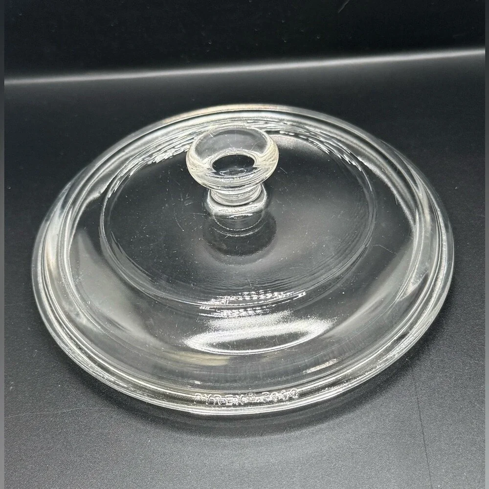 Pyrex P81C Round Clear Lid Clear Glass Lid with Handle no chips 6